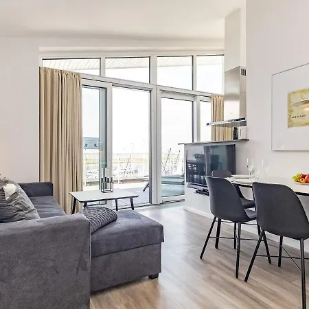 Promenadenvilla In Erster Meeresreihe Apartamento
