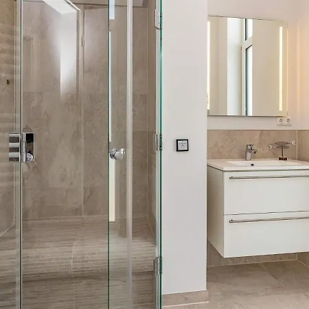 公寓 4 Person In *